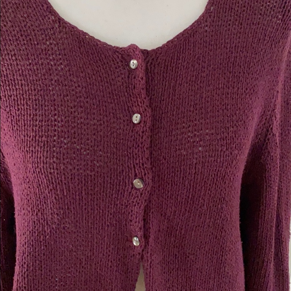 05:11 - J.Jill Silk & Cotton 1/2 button down Cardigan - Picture 7 of 11